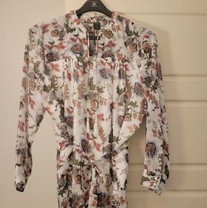 Tunic blouse with tie